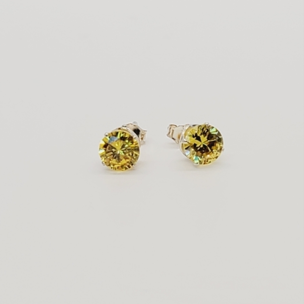 New 925 Sterling Silver Gold CZ Round earrings